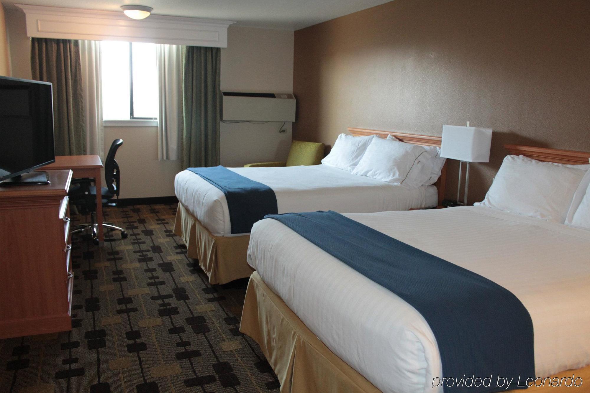 Holiday Inn Express Corning By Ihg Exterior foto
